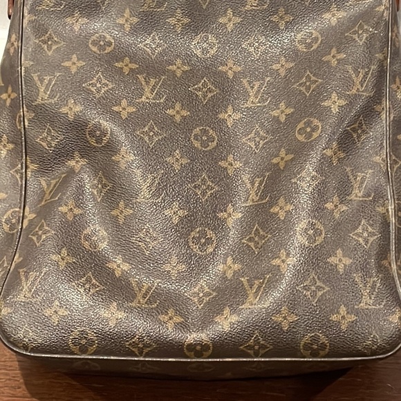 Louis Vuitton Women’s Monogram Looping Shoulder Bag - Picture 2 of 11